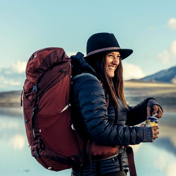 Preţ Rucsac trekking femei Gregory Maven 55 - rosewood red