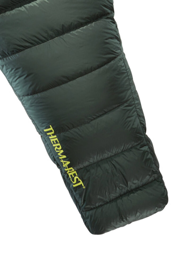 Preţ Sac de dormit matlasat Therm a Rest Hyperion 32F/0C UL Bag Reg - black forest