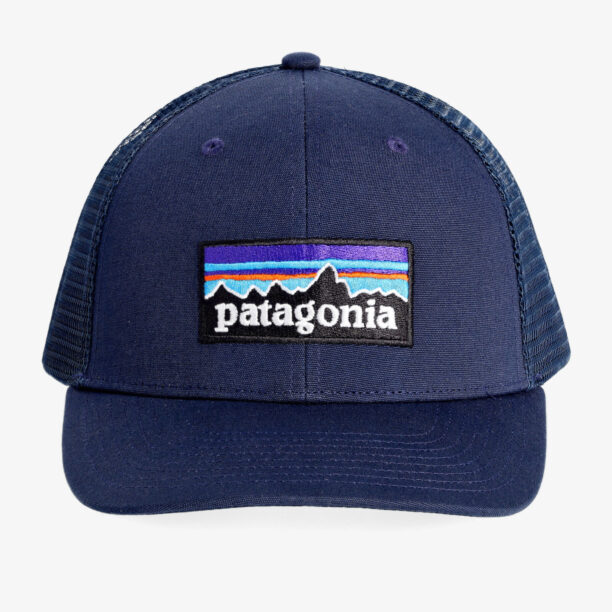 Cumpăra Șapcă Patagonia P-6 Logo Trucker Hat - new navy