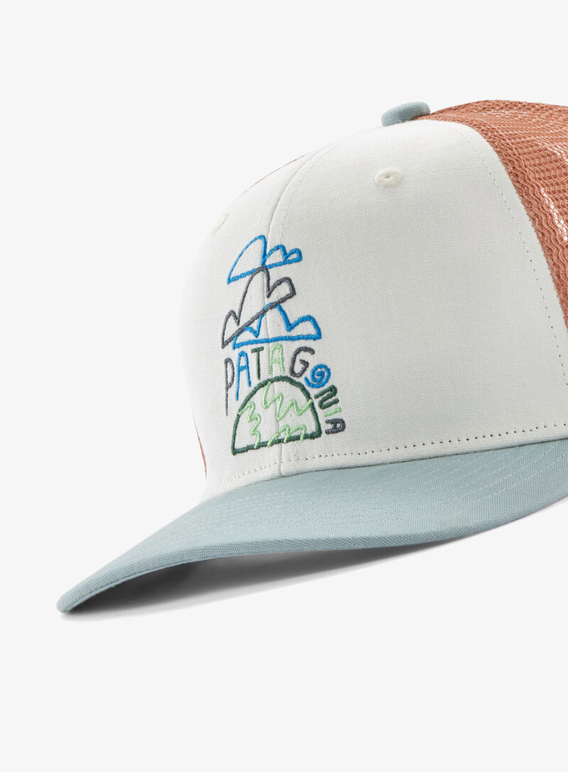 Șapcă pentru copii Patagonia Trucker Hat - clouds and earth birch white preţ