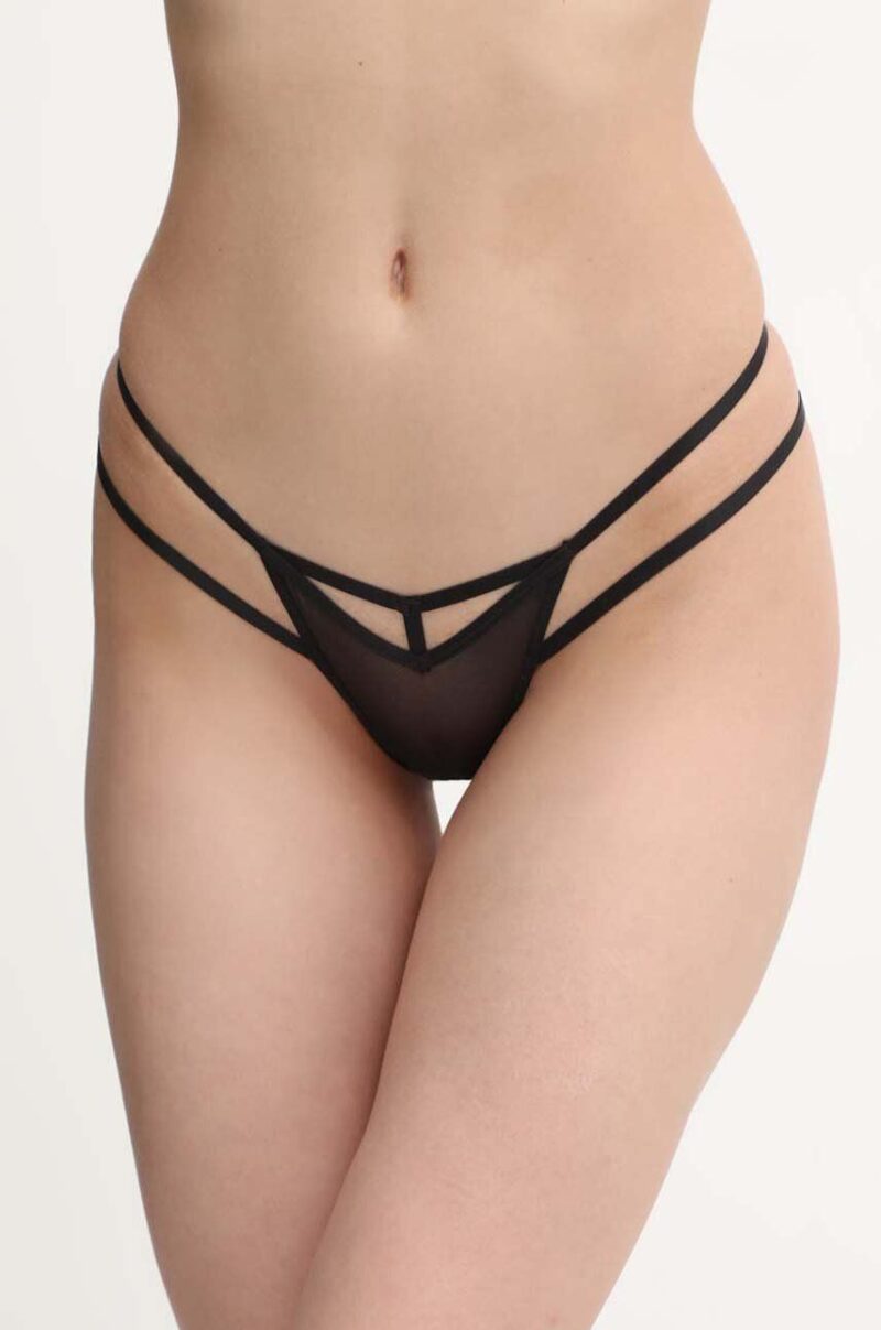 Scandale tanga culoarea negru