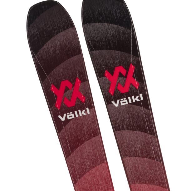 Schiuri de tura Volkl Rise Beyond 96 Flat preţ