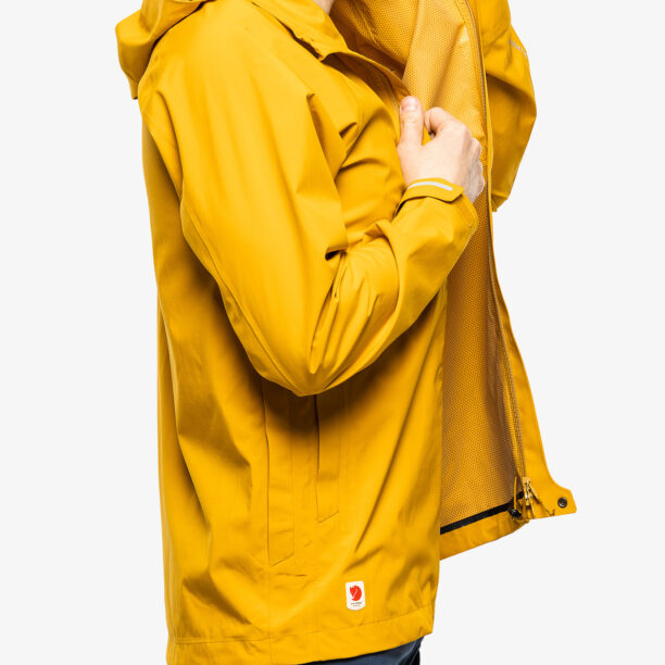 Preţ Scurta de ploaie Fjallraven HC Hydratic Trail Jacket - mustard yellow