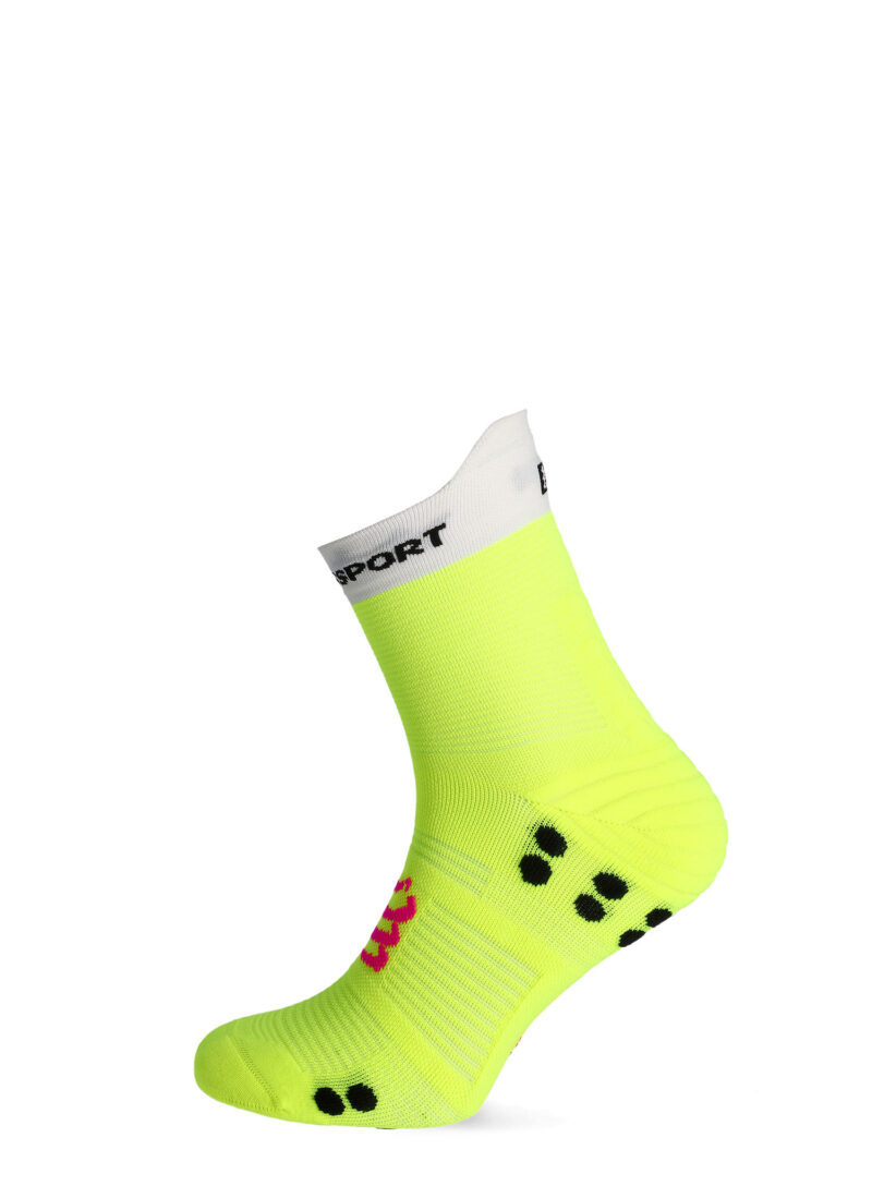 Cumpăra Șosete alergare Compressport Pro Racing Socks v4.0 Run High - safe yellow/white