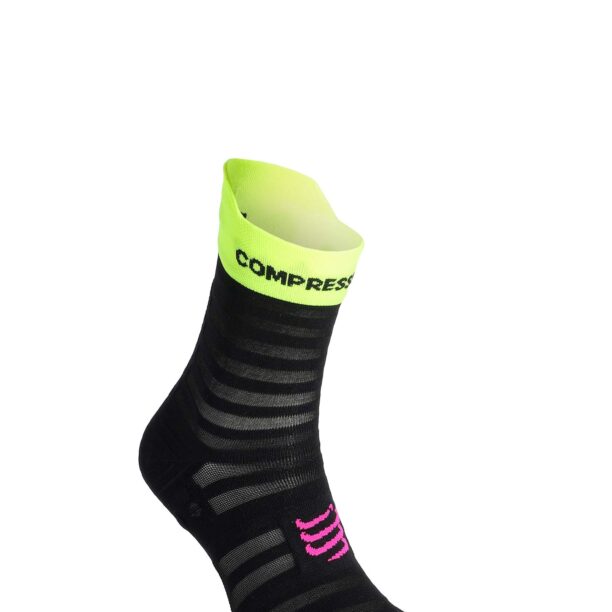 Șosete alergare Compressport Pro Racing v4.0 UL Run High - black/safe yellow/neo pink preţ