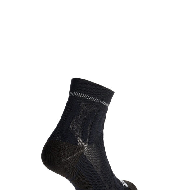 Șosete alergare femei X-Socks Trail Run Energy 4.0 - opal black/arctic white preţ