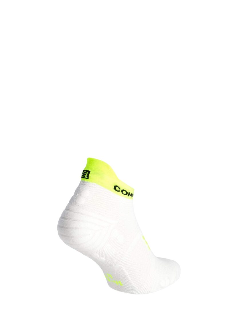 Preţ Sosete de alergare Compressport Pro Racing Socks v4.0 Run Low - white/safe yellow/neo pink