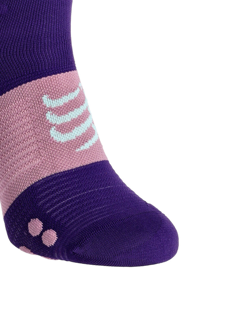 Preţ Sosete de alergare Compressport Pro Racing Socks v4.0 Trail - purple/grape