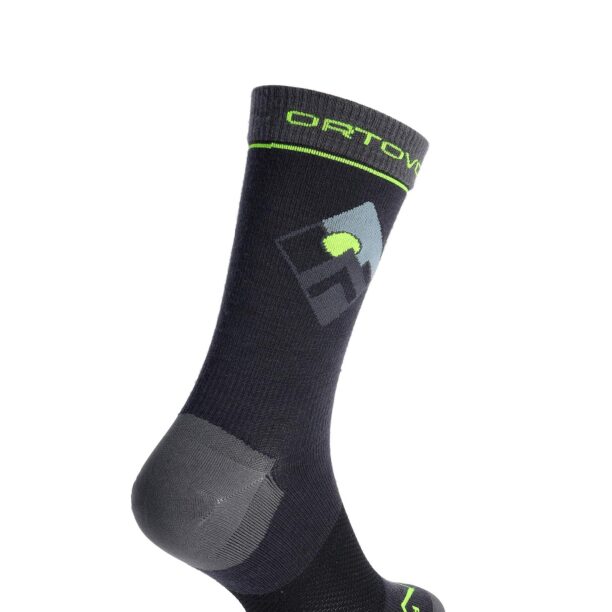 Sosete lana merinos Ortovox Alpine Light Comp Mid Socks - black raven preţ