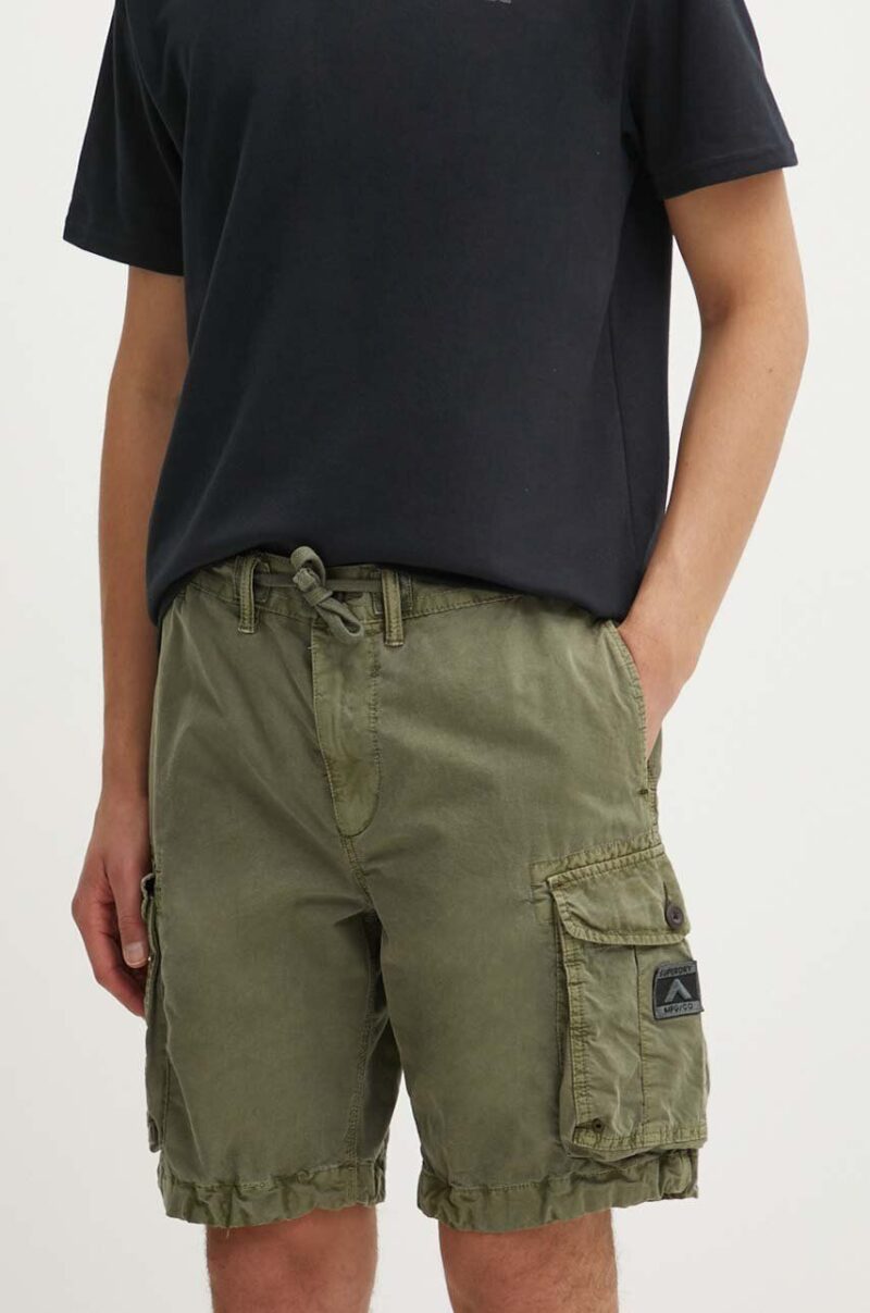 Superdry pantaloni scurti din bumbac culoarea verde