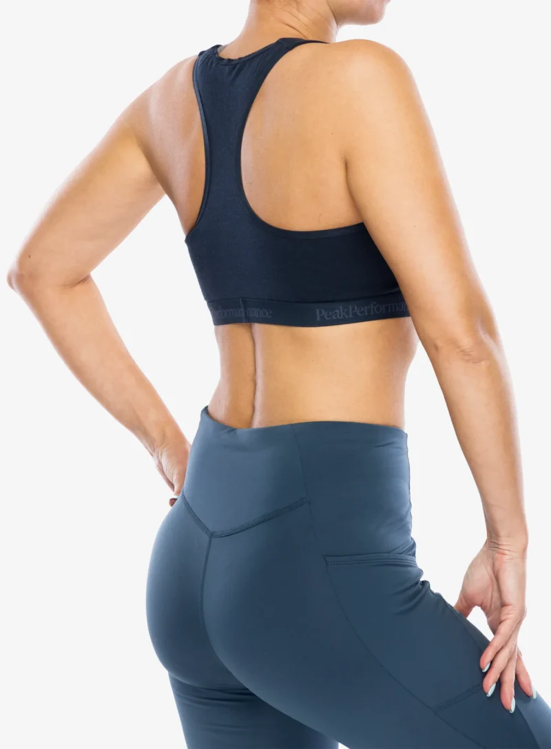 Preţ Sutien sport Peak Performance Magic Top - blue shadow