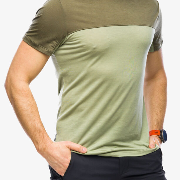 Cumpăra T-shirt Icebreaker Merino 125 Cool-Lite Sphere III SS Tee Colour Block - lichen/loden