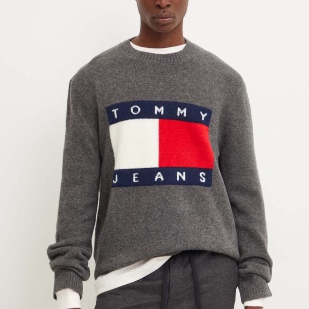 Tommy Jeans pulover din amestec de lana barbati