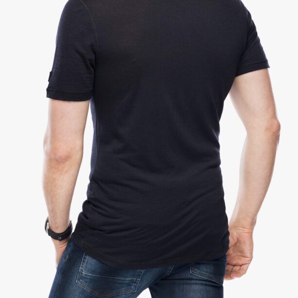 Tricou Super.natural Sierra140 Tee - jet black preţ