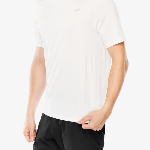 Cumpăra Tricou alergare Arcteryx Cormac Crew Neck Shirt SS - arctic silk heather II