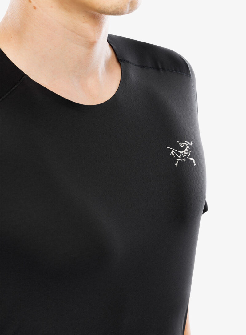 Original Tricou alergare Arcteryx Norvan Downword Logo Shirt SS - black