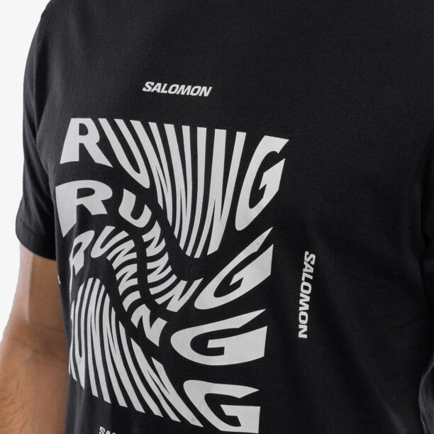 Preţ Tricou cu imprimeu Salomon Running Graphic S/S  - deep black