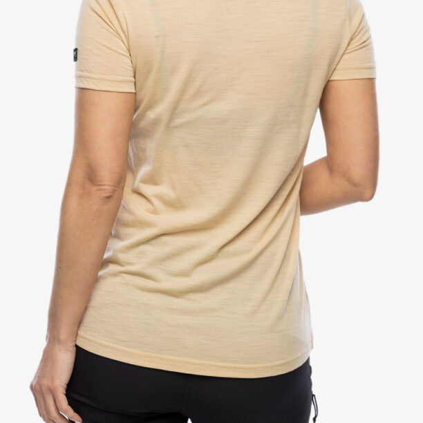 Preţ Tricou femei Super.natural Preikestolen Cliffs Tee - semolina/canteen/copper