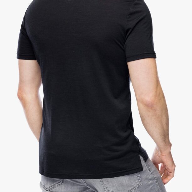 Tricou lana merinos Super.natural Carabineri Tee - jet black/vapor grey preţ