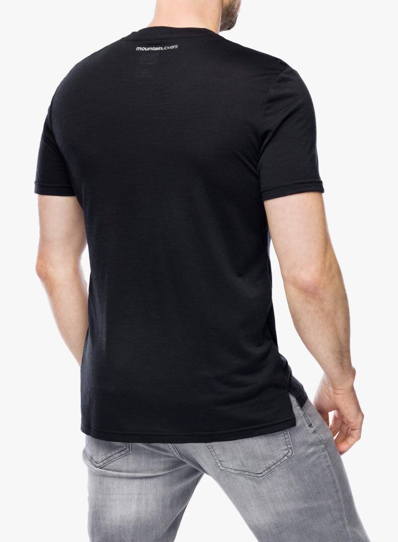 Tricou lana merinos Super.natural Carabineri Tee - jet black/vapor grey preţ