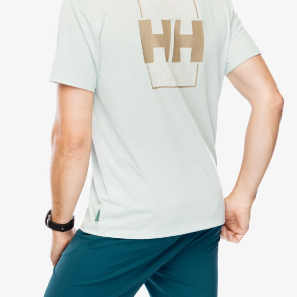 Tricou uscare rapida Helly Hansen Skog Recycled Graphic T-Shirt - green mist preţ