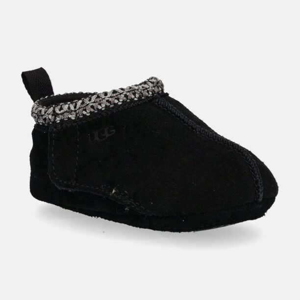 UGG pantofi din piele intoarsa pentru bebe BABY TASMAN culoarea negru