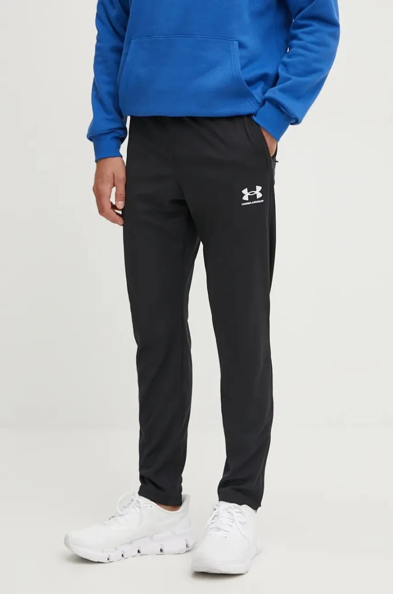 Under Armour pantaloni de antrenament Challenger culoarea negru