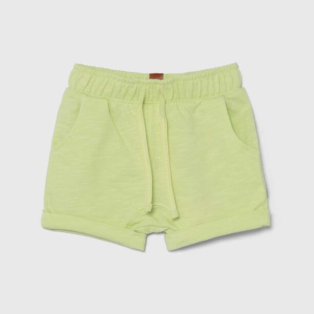 United Colors of Benetton pantaloni scurți din bumbac pentru bebeluși culoarea verde