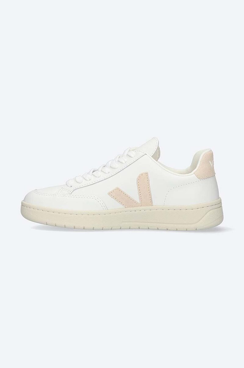 Veja sneakers din piele Leather V-12 culoarea alb XD0202335A preţ