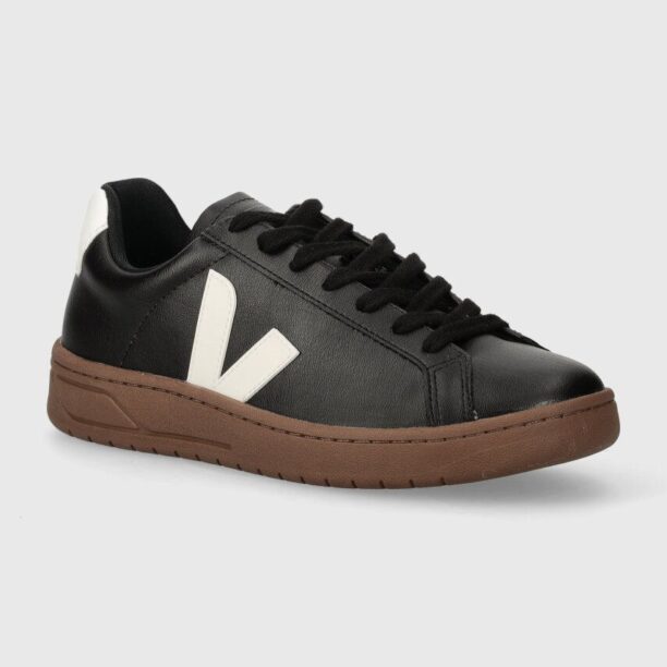 Veja sneakers din piele Urca culoarea negru