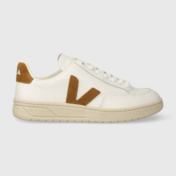 Veja sneakers din piele V-12 culoarea: alb XD0202322A