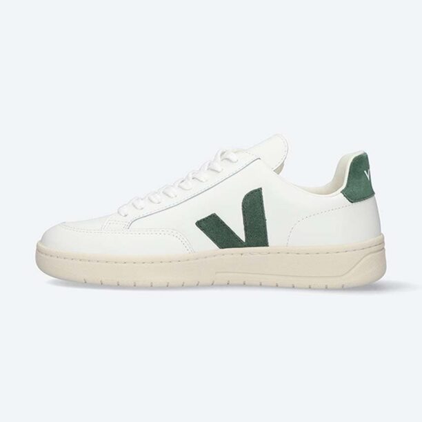 Veja sneakers din piele V-12 culoarea: alb XD022336 preţ