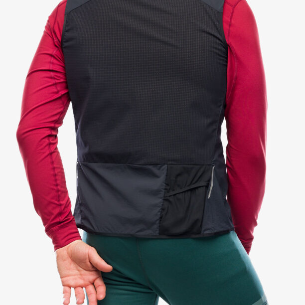 Vestă barbati Arcteryx Norvan Insulated Vest - black preţ