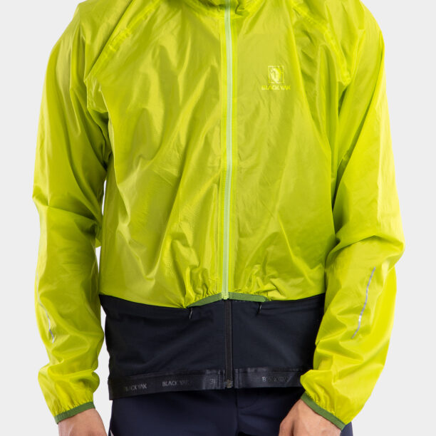 Vestă barbati BlackYak Tulim Convertible Vest - lime punch preţ