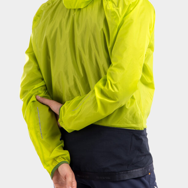 Cumpăra Vestă barbati BlackYak Tulim Convertible Vest - lime punch