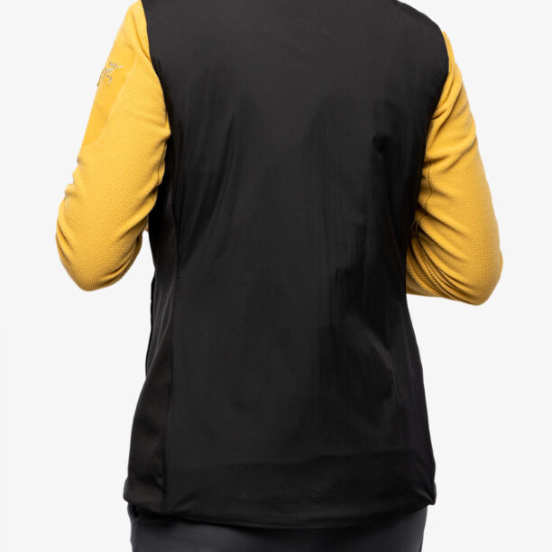 Vesta femei Arcteryx Atom Vest - black preţ