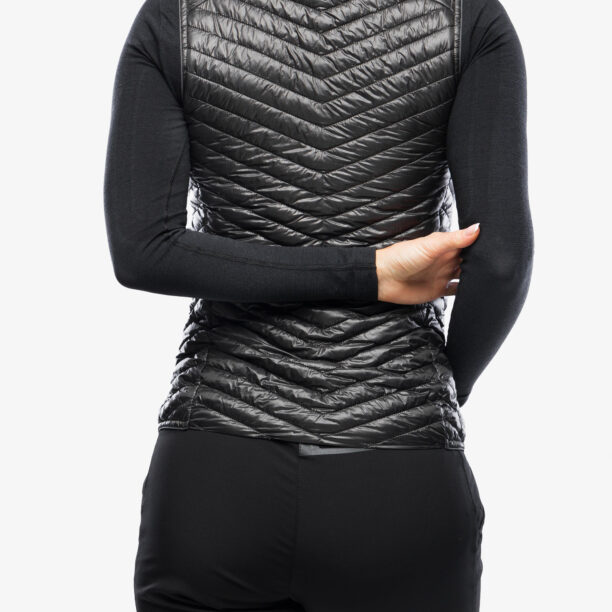 Vesta femei Haglofs L.I.M Mimic Vest - magentite preţ