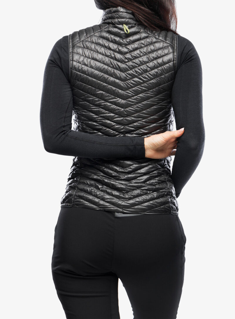 Vesta femei Haglofs L.I.M Mimic Vest - magentite preţ