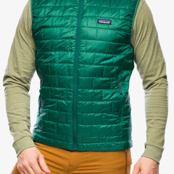 Vesta încălzită Patagonia Nano Puff Vest - conifer green