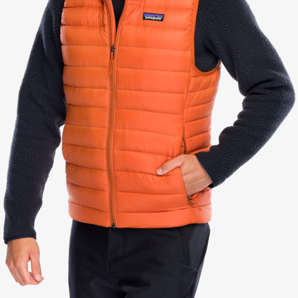 Cumpăra Vesta matlasata barbati Patagonia Down Sweater Vest - redtail rust