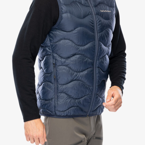 Cumpăra Vesta matlasata barbati Peak Performance Helium Down Vest - blue shadow/shadow