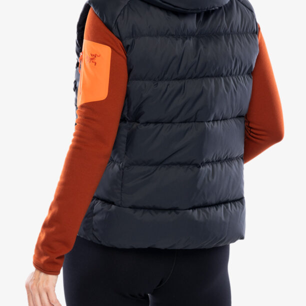 Vesta matlasata femei Arcteryx Thorium Vest - black II preţ