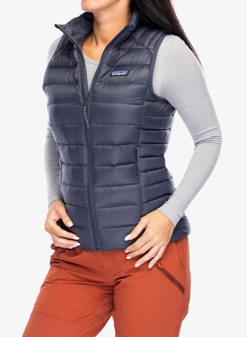 Cumpăra Vesta matlasata femei Patagonia Down Sweater Vest - smolder blue