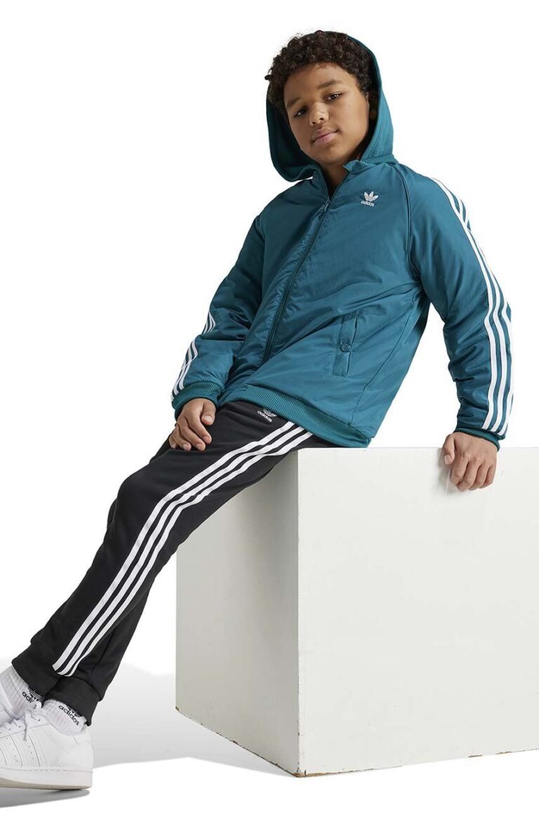 adidas Originals geaca bomber pentru copii BOMBERACKET culoarea verde