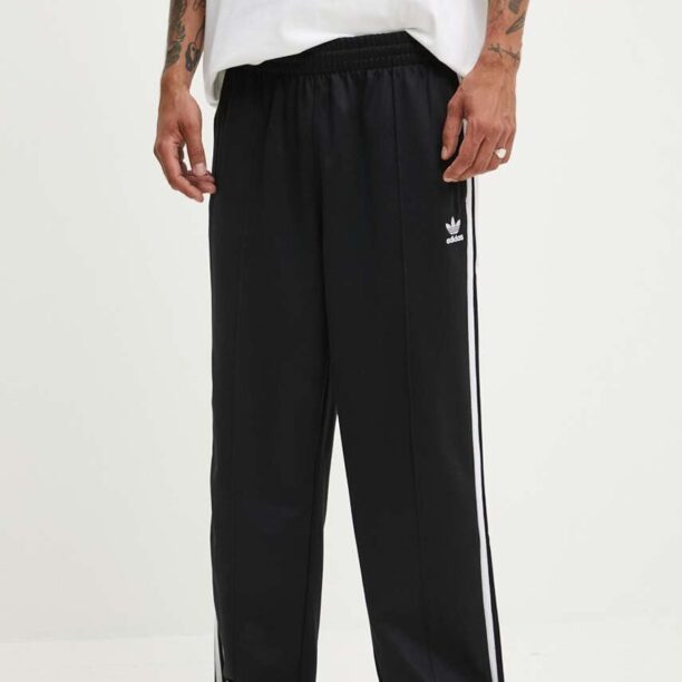 adidas Originals pantaloni Adicolor Baggy Fit Firebird Pant barbati