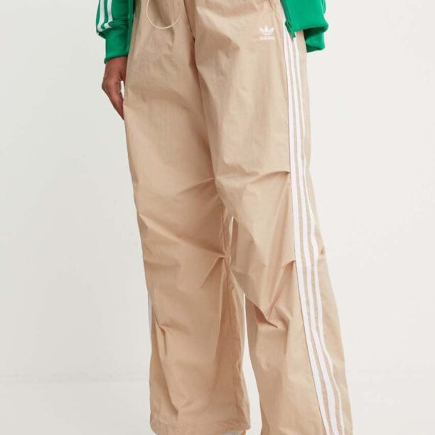 adidas Originals pantaloni de trening culoarea bej