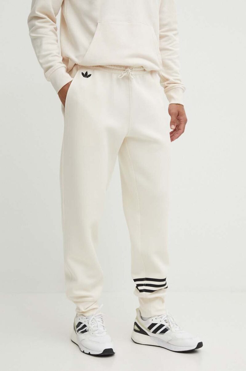 adidas Originals pantaloni de trening culoarea bej