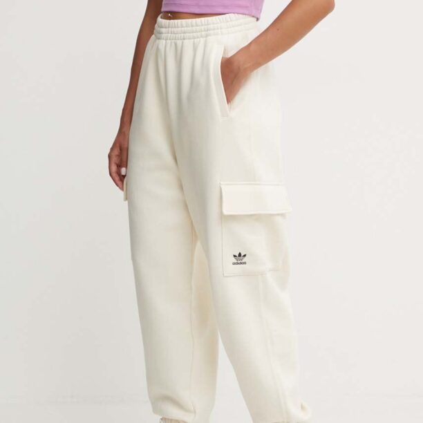 adidas Originals pantaloni de trening culoarea bej