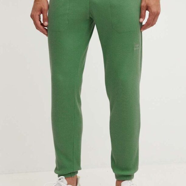 adidas Originals pantaloni de trening culoarea verde