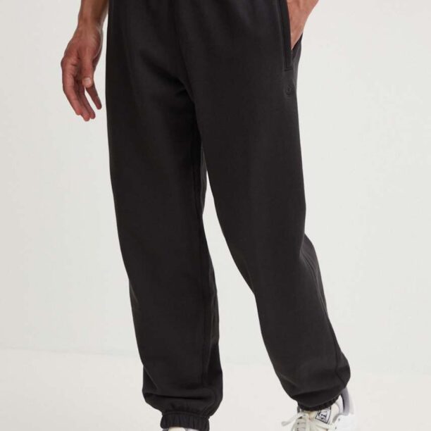 adidas Originals pantaloni de trening din bumbac culoarea negru